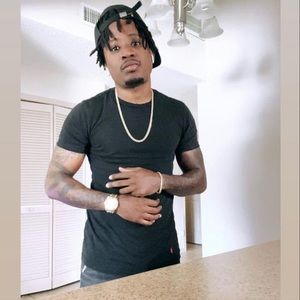 Meet your Posher, Jonathan